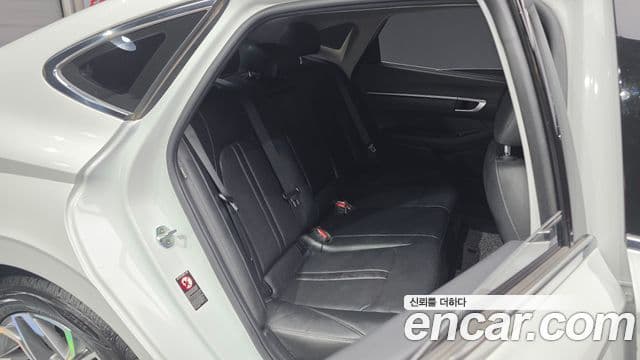 Hyundai Sonata 2021 — ფოტო 12/20