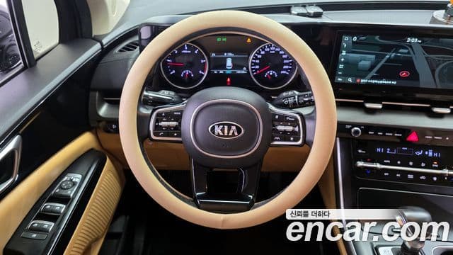 Kia Carnival 2021 — Şəkil 13/20