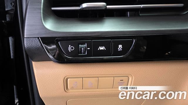 Kia Carnival 2021 — Şəkil 16/20