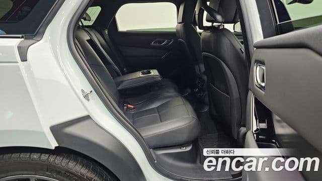 Land Rover Range Rover Velar 2024 — Şəkil 5/20