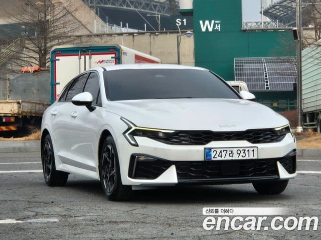 Kia K5 2024 — Şəkil 9/20