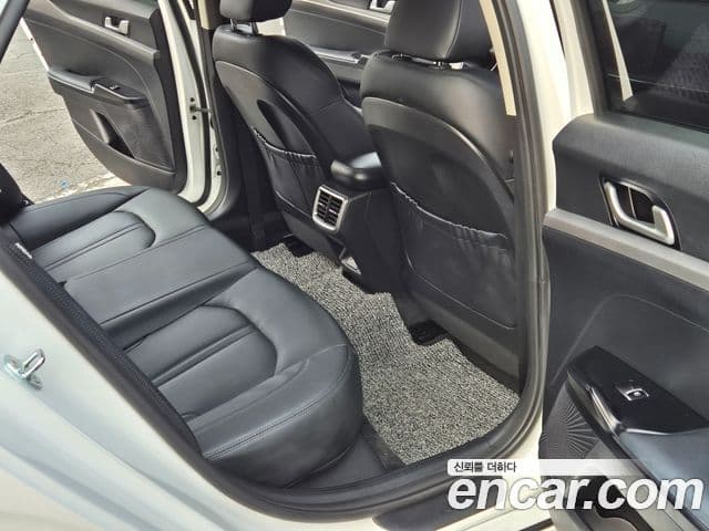 Kia K5 2024 — фото 10 из 20