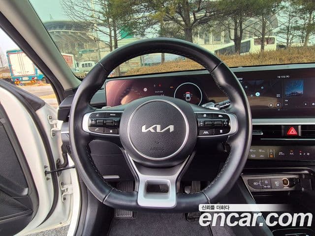Kia K5 2024 — Şəkil 11/20