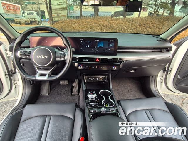 Kia K5 2024 — Şəkil 16/20