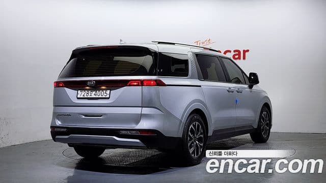 Kia Carnival 2020 — Фото 2/20
