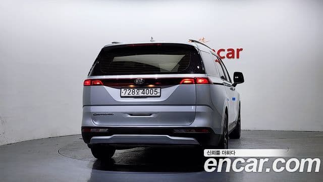 Kia Carnival 2020 — Фото 4/20
