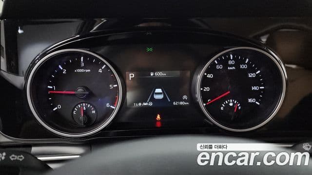 Kia Carnival 2020 — Фото 8/20