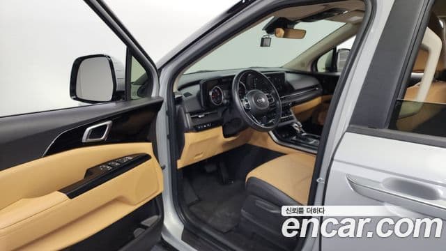 Kia Carnival 2020 — Фото 10/20