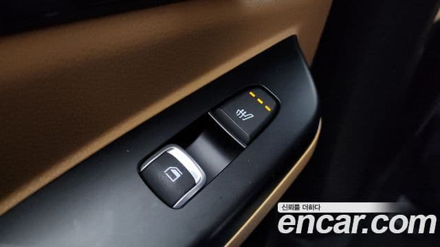 Kia Carnival 2020 — Фото 19/20