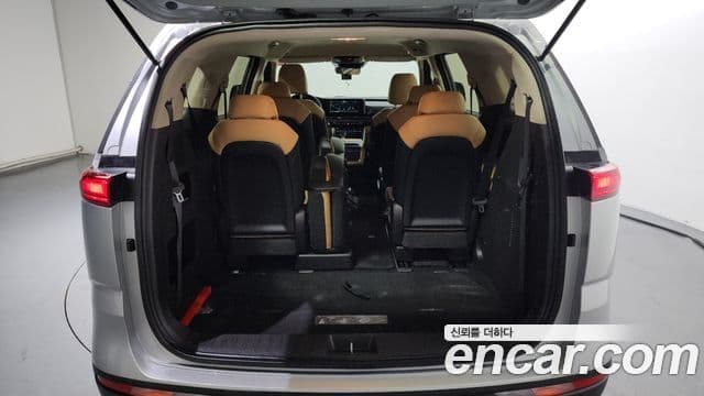 Kia Carnival 2020 — Фото 20/20