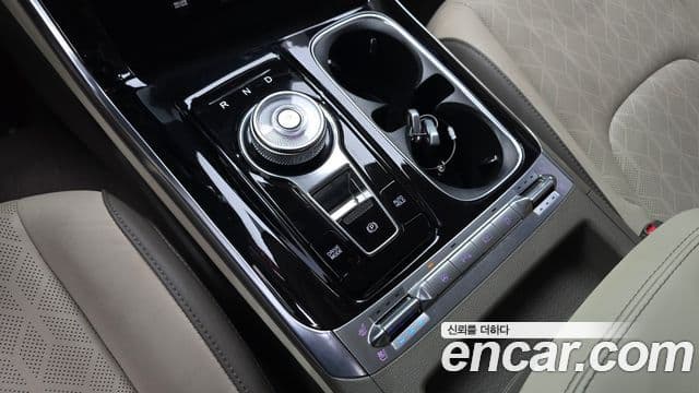 Kia Carnival 2022 — Şəkil 9/20