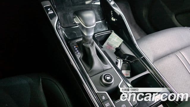 Kia Sorento 2023 — Şəkil 7/20