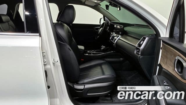 Kia Sorento 2023 — Şəkil 10/20