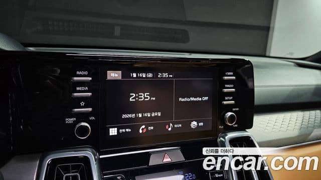 Kia Sorento 2022 — Şəkil 19/20