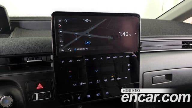 Hyundai Staria 2023 — ფოტო 14/20