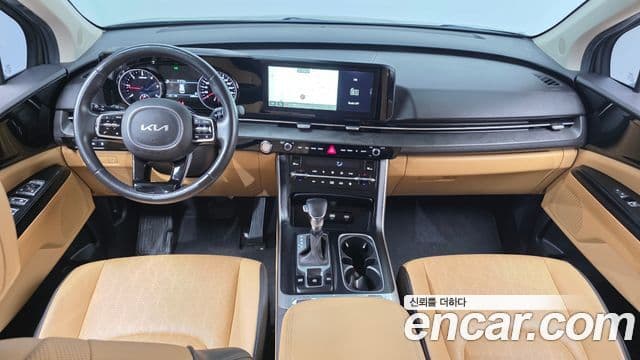 Kia Carnival 2021 — Фото 6/20