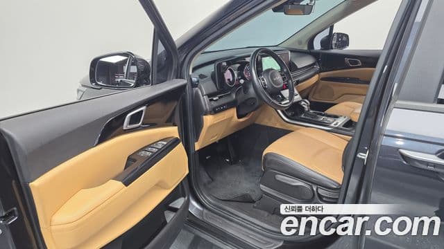 Kia Carnival 2021 — Фото 11/20