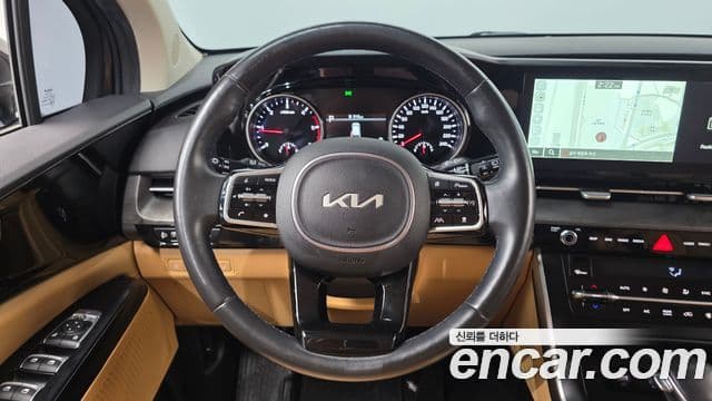 Kia Carnival 2021 — Фото 13/20
