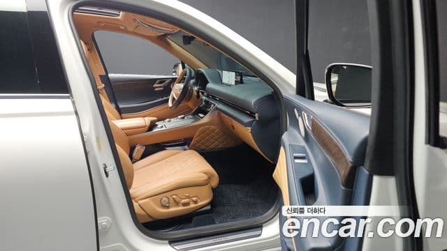 Genesis GV80 2023 — ფოტო 17/20