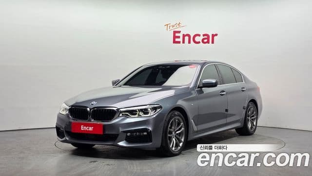 BMW 5 Series 2018 — Şəkil 1/20