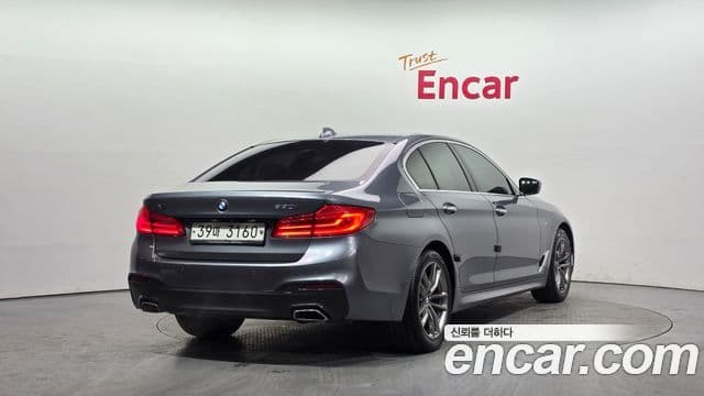 BMW 5 Series 2018 — Şəkil 2/20