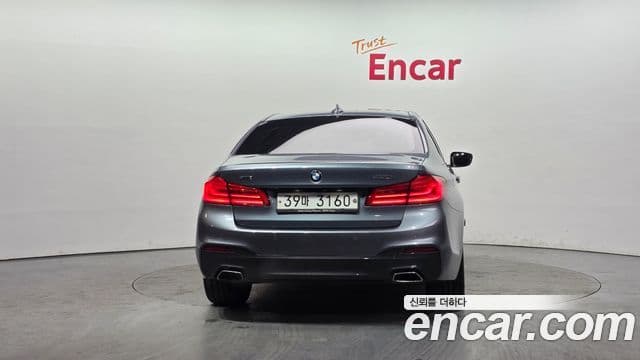 BMW 5 Series 2018 — Şəkil 4/20