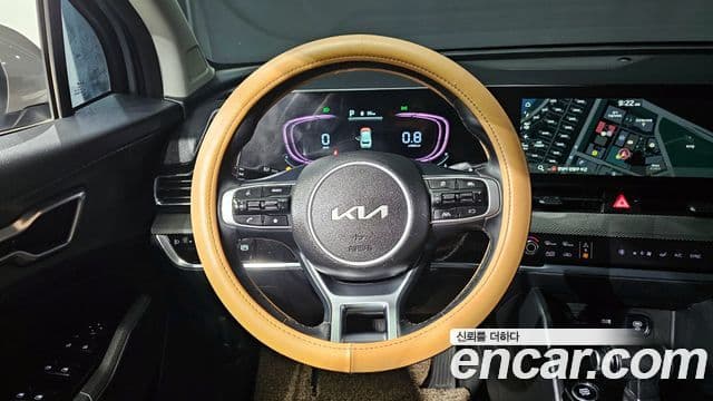 Kia Sportage 2021 — ფოტო 13/20