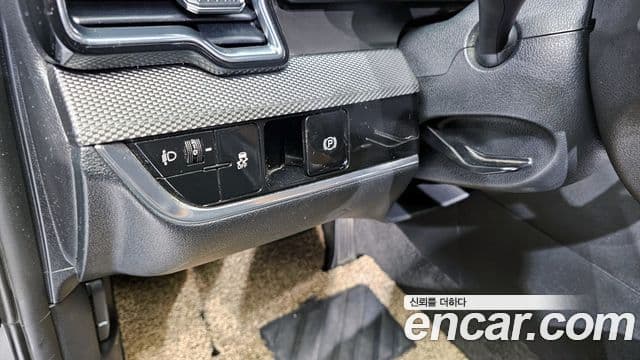 Kia Sportage 2021 — ფოტო 15/20