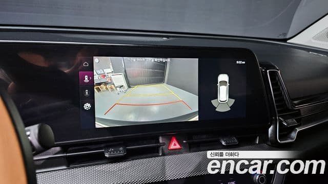 Kia Sportage 2021 — ფოტო 17/20