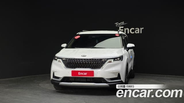 Kia Carnival 2020 — ფოტო 2/20