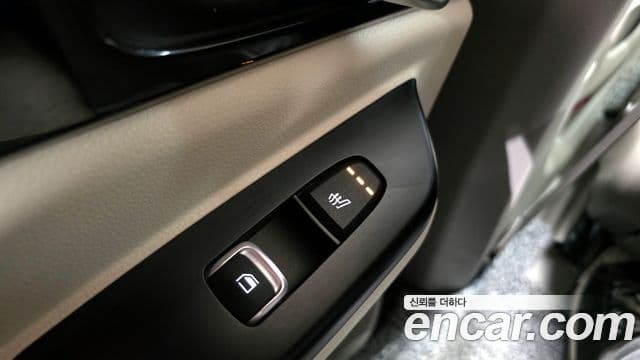 Kia Carnival 2020 — ფოტო 20/20