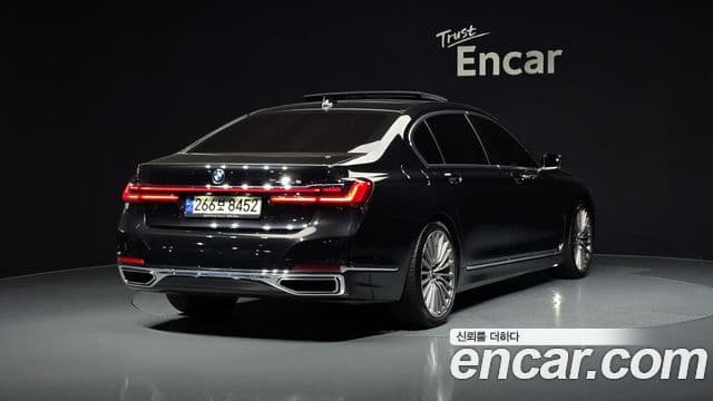 BMW 7 Series 2021 — Şəkil 7/20