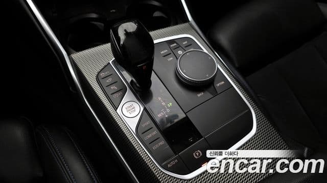 BMW 3 Series 2021 — фото 9 из 20