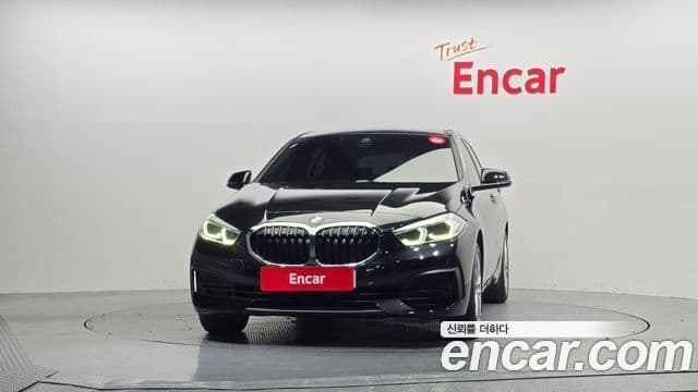 BMW 1 Series 2021 — ფოტო 3/20