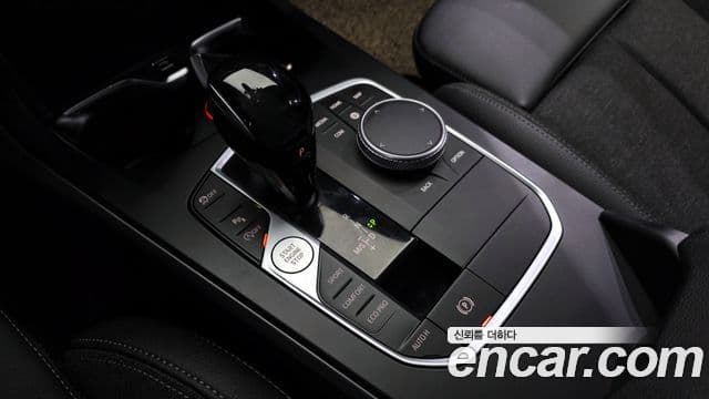 BMW 1 Series 2021 — ფოტო 9/20