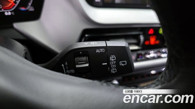 BMW 1 Series 2021 — ფოტო 18/20