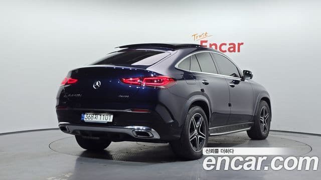Mercedes-Benz GLE-Class 2021 — ფოტო 2/20
