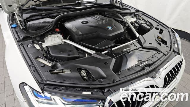 BMW 5 Series 2023 — Photo 6/20