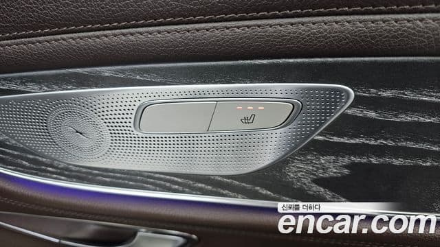 Mercedes-Benz CLS-Class 2019 — Photo 3/20
