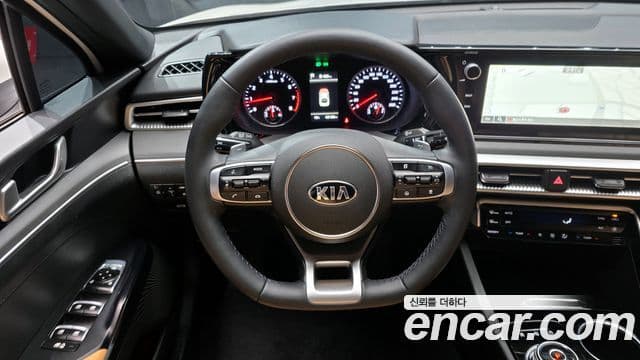 Kia K5 2020 — Фото 13/20