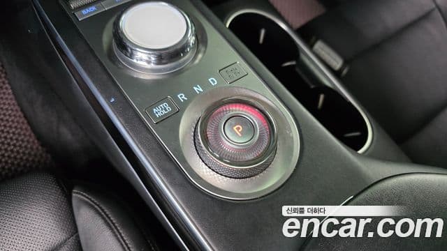 Genesis GV70 2021 — фото 9 из 20