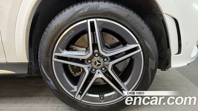 Mercedes-Benz GLS-Class 2022 — Photo 1/20