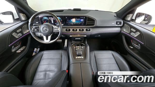 Mercedes-Benz GLS-Class 2022 — Photo 12/20