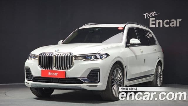 BMW X7 2020 — Photo 9/20