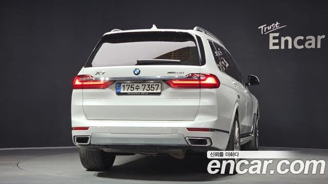 BMW X7 2020 — Photo 10/20