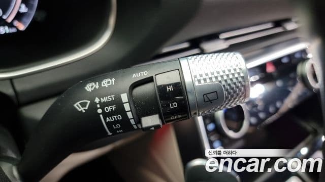 Genesis GV80 2021 — ფოტო 18/20