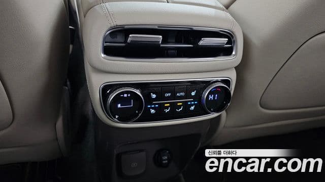 Genesis GV80 2022 — Şəkil 18/20