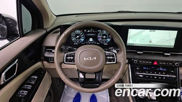 Kia Carnival 2022 — ფოტო 13/20