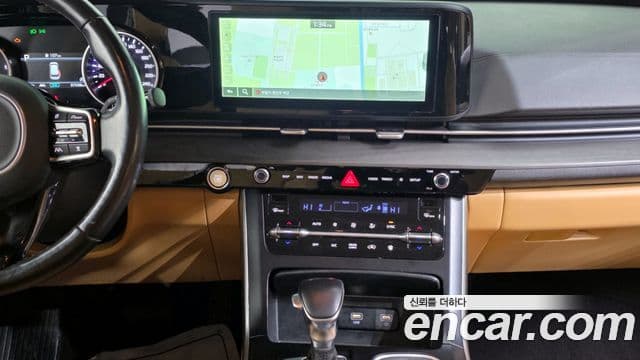 Kia Carnival 2022 — Şəkil 14/20