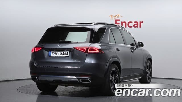 Mercedes-Benz GLE-Class 2022 — Şəkil 1/20